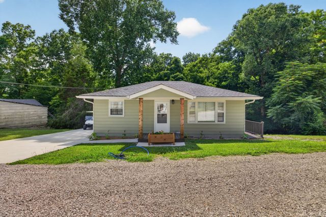 94 Cummins Ct, Celina, TN 38551