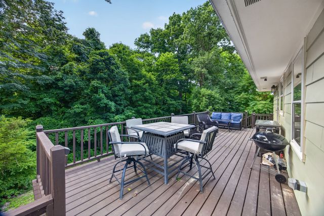 94 Cummins Ct, Celina, TN 38551