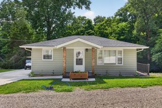94 Cummins Ct, Celina, TN 38551