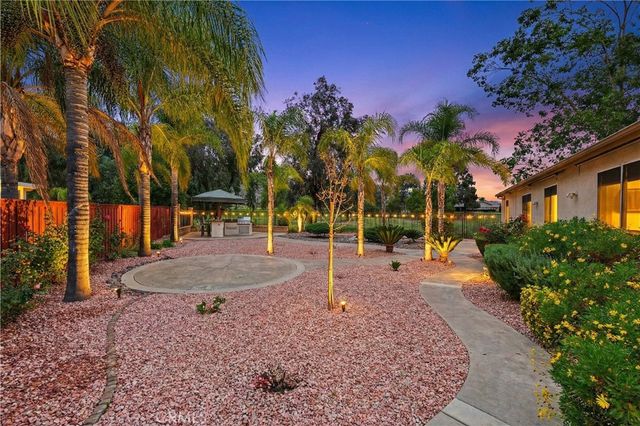 8494 Maruyama, Hemet, CA 92545