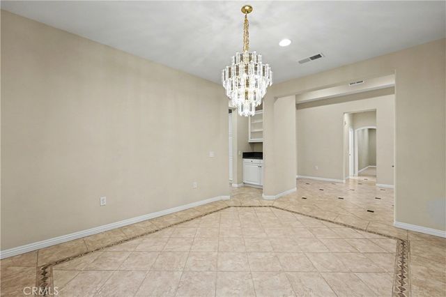 8494 Maruyama, Hemet, CA 92545