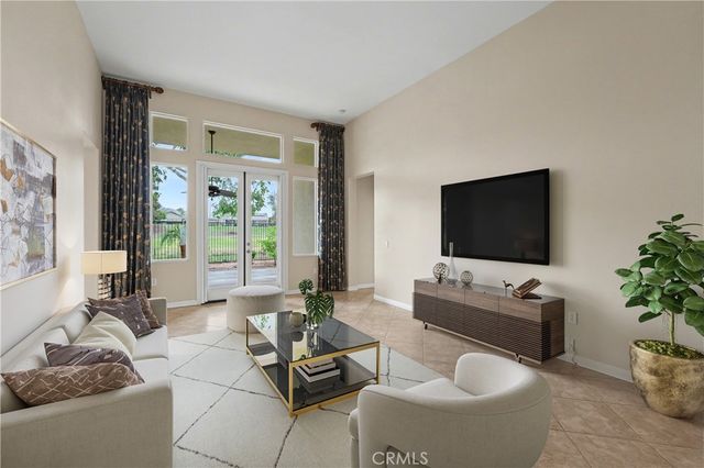 8494 Maruyama, Hemet, CA 92545