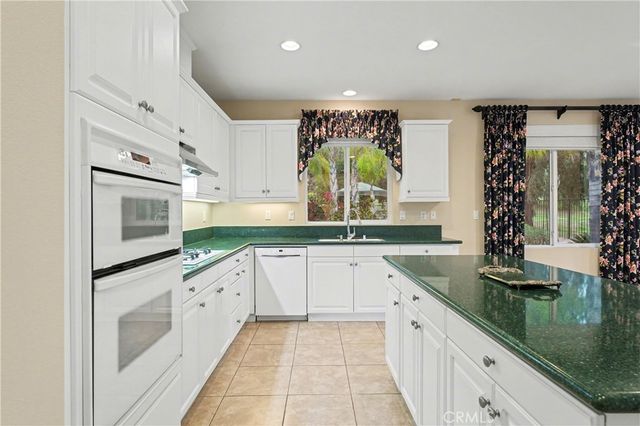 8494 Maruyama, Hemet, CA 92545