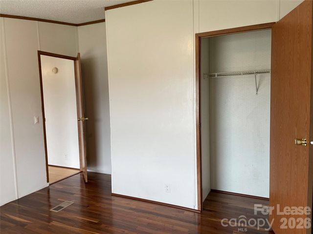 102 Shelby Street, Rhodhiss, NC 28601