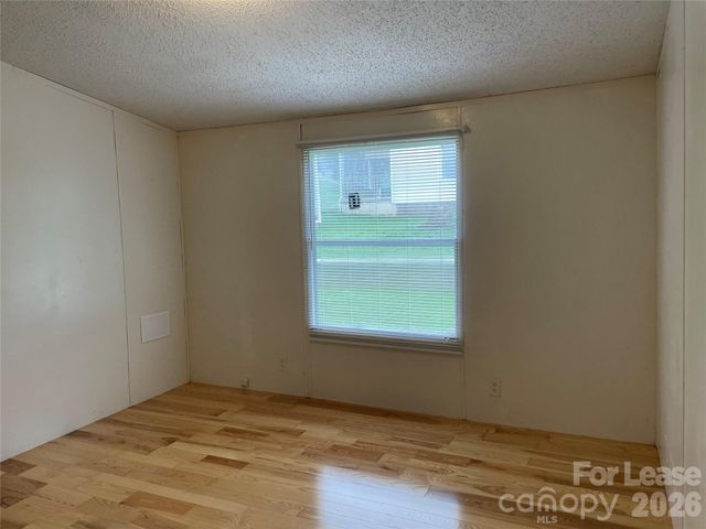 102 Shelby Street, Rhodhiss, NC 28601