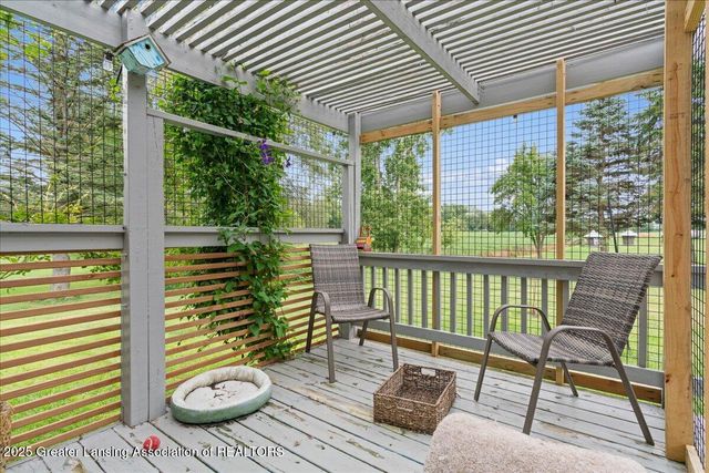 1020 E Nye Highway, Charlotte, MI 48813