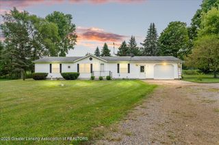 1020 E Nye Highway, Charlotte, MI 48813