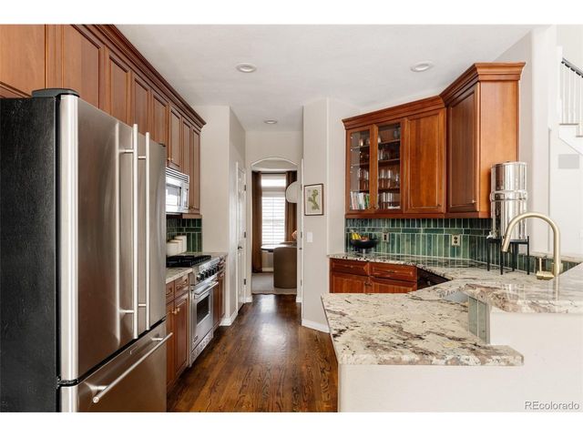 180 S Oneida St, Denver, CO 80230