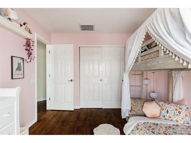 180 S Oneida St, Denver, CO 80230