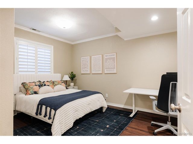 180 S Oneida St, Denver, CO 80230