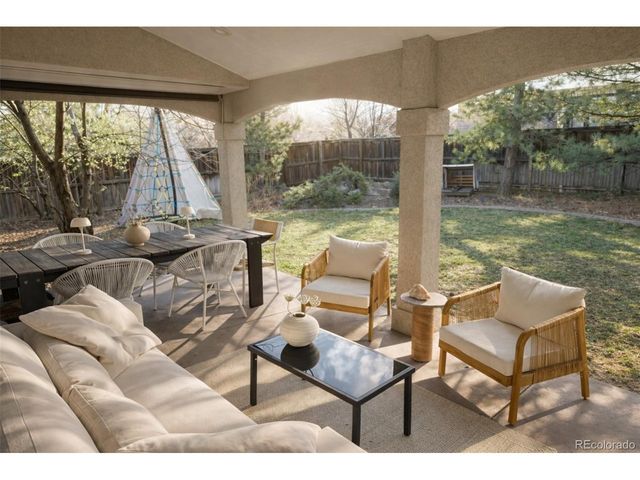 180 S Oneida St, Denver, CO 80230