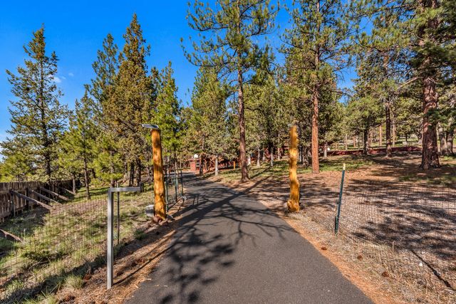 63220 Johnson Road, Bend, OR 97703