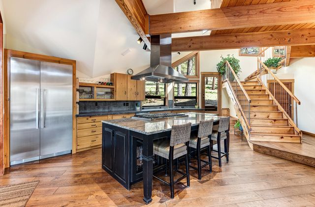 63220 Johnson Road, Bend, OR 97703