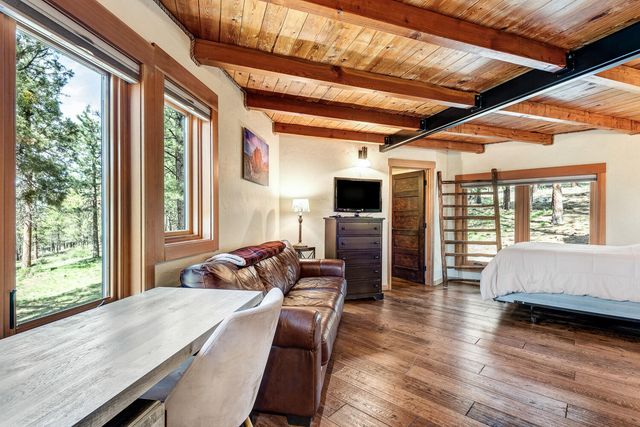 63220 Johnson Road, Bend, OR 97703