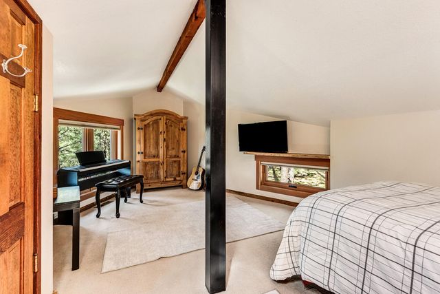 63220 Johnson Road, Bend, OR 97703