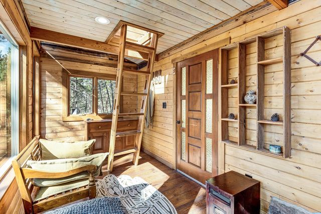 63220 Johnson Road, Bend, OR 97703