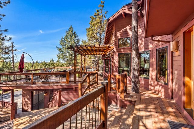 63220 Johnson Road, Bend, OR 97703