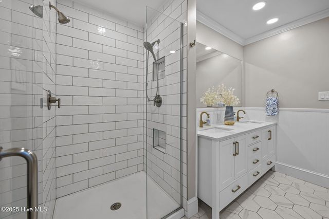 727 E Whitaker Mill Road, Raleigh, NC 27608