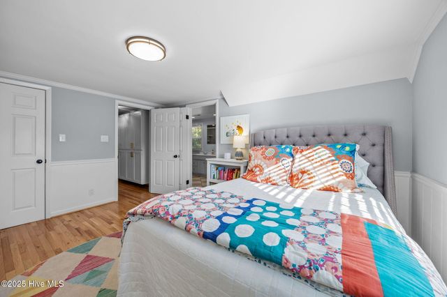 727 E Whitaker Mill Road, Raleigh, NC 27608