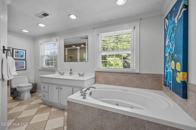 727 E Whitaker Mill Road, Raleigh, NC 27608