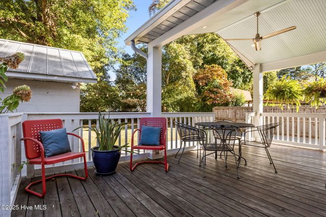 727 E Whitaker Mill Road, Raleigh, NC 27608