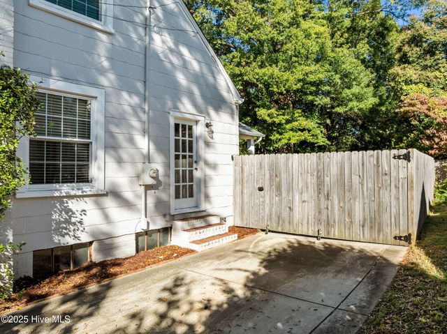 727 E Whitaker Mill Road, Raleigh, NC 27608