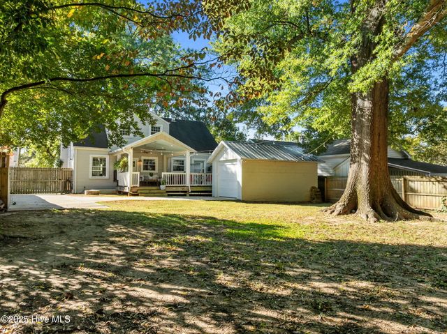 727 E Whitaker Mill Road, Raleigh, NC 27608