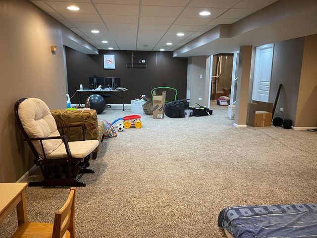 159 Chapin Way, Oswego, IL 60543
