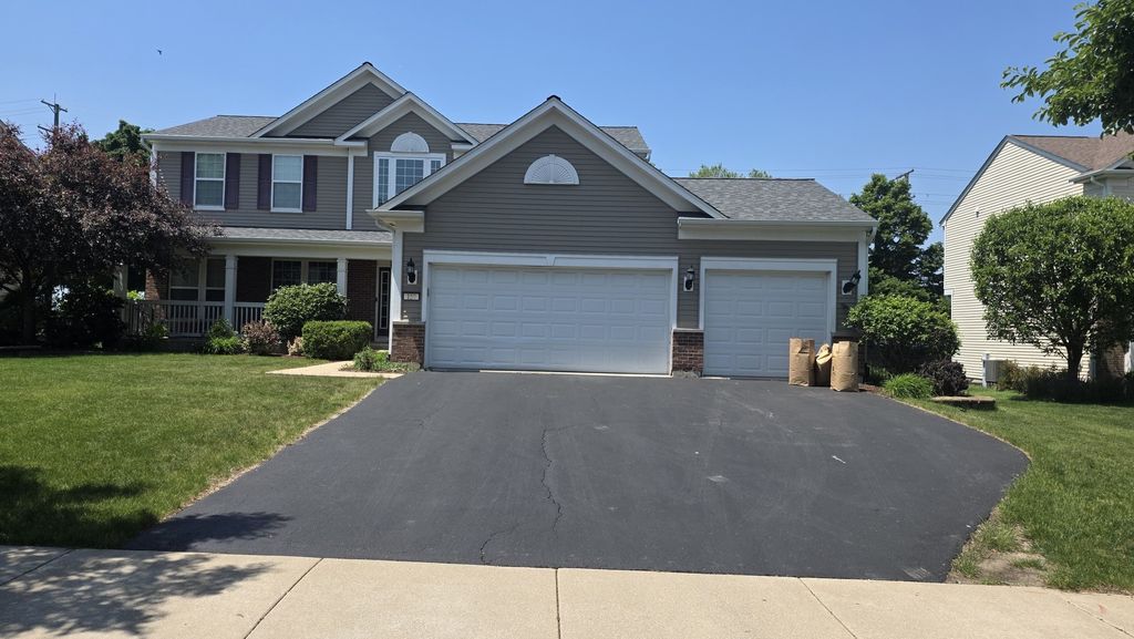 159 Chapin Way, Oswego, IL 60543