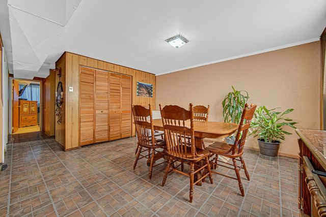 327 Emery Avenue, Romeoville, IL 60446