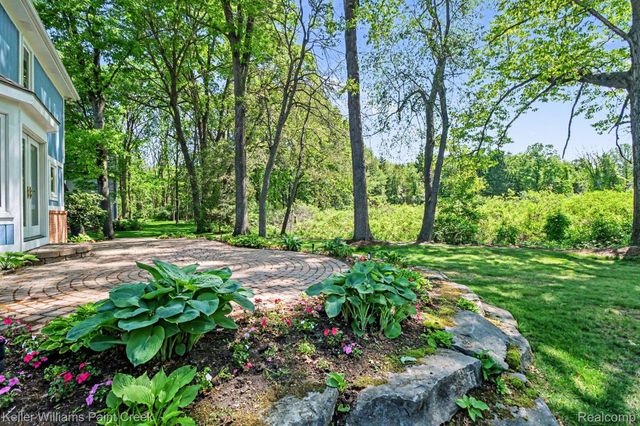 1091 American Elm Street, Orion Charter Township, MI 48360