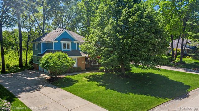 1091 American Elm Street, Orion Charter Township, MI 48360