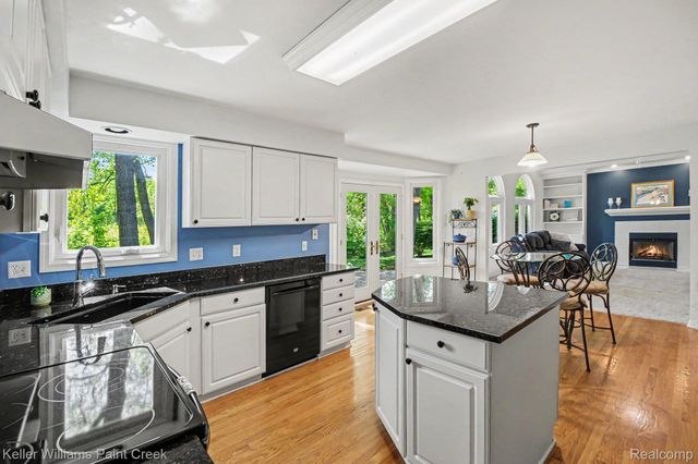 1091 American Elm Street, Orion Charter Township, MI 48360