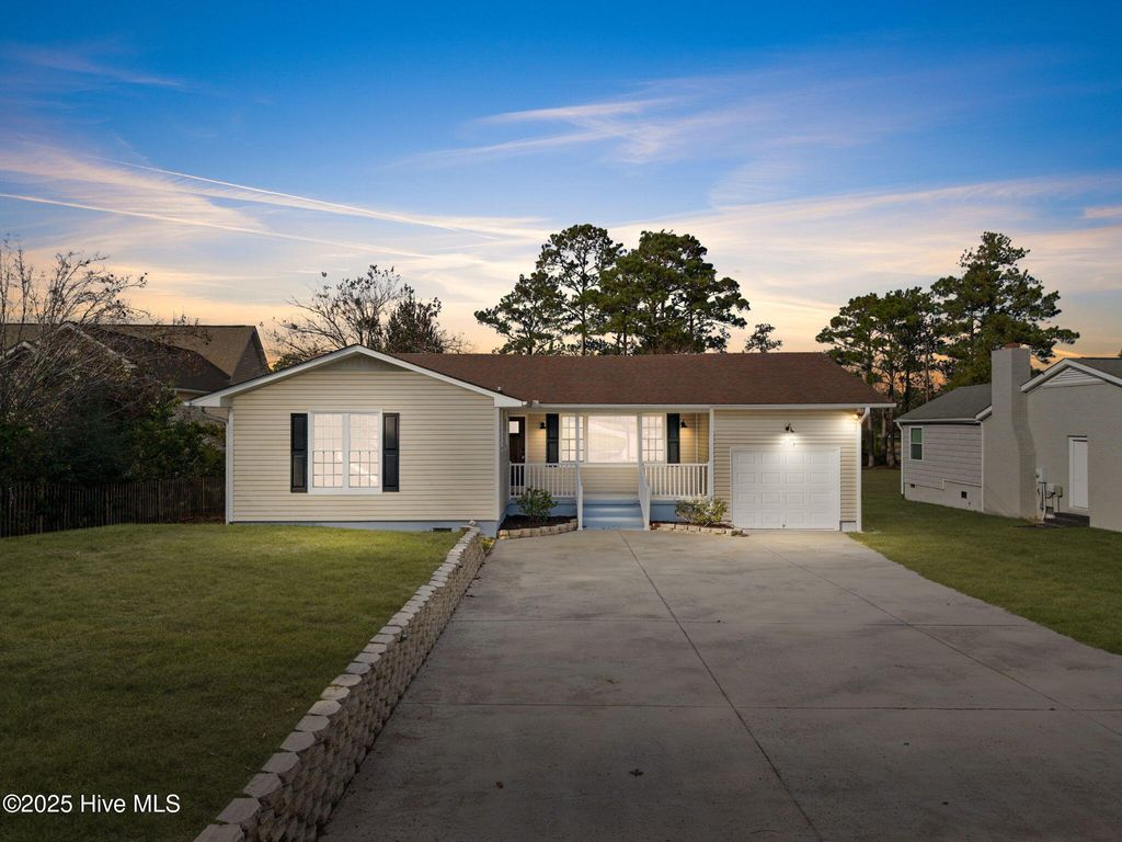 821 S Shore Drive, Boiling Spring Lakes, NC 28461