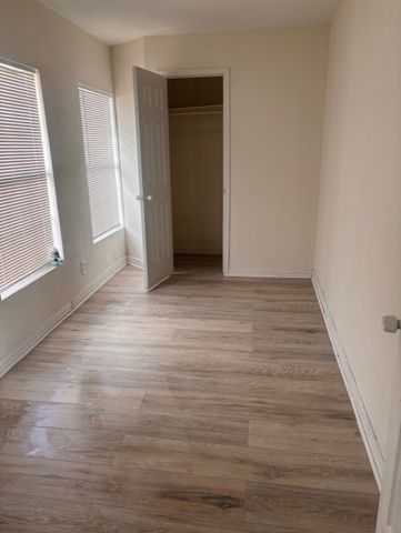 6719 Kenwell Street, Dallas, TX 75209