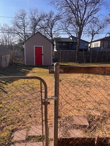 6719 Kenwell Street, Dallas, TX 75209