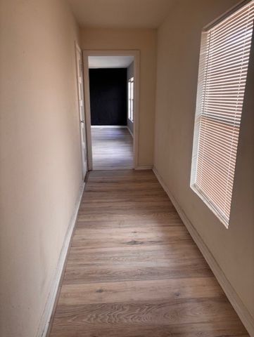 6719 Kenwell Street, Dallas, TX 75209