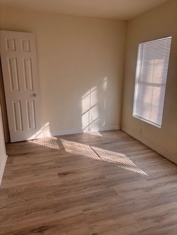 6719 Kenwell Street, Dallas, TX 75209