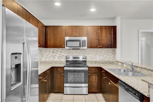 8255 Las Vegas Boulevard 1116, Las Vegas, NV 89123