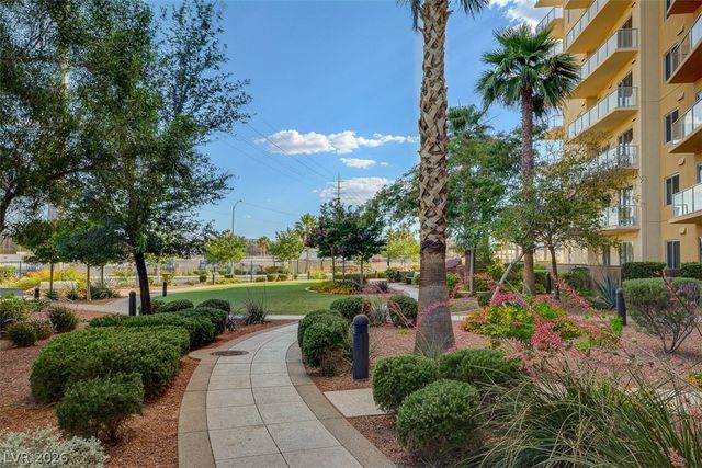 8255 Las Vegas Boulevard 1116, Las Vegas, NV 89123