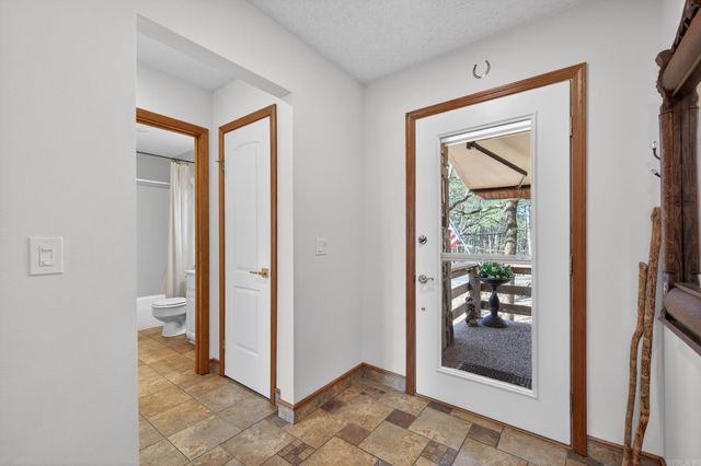 8 Idoneo Lane Lane, Hot Springs Village, AR 71909