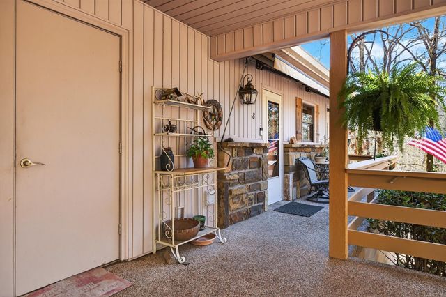 8 Idoneo Lane Lane, Hot Springs Village, AR 71909