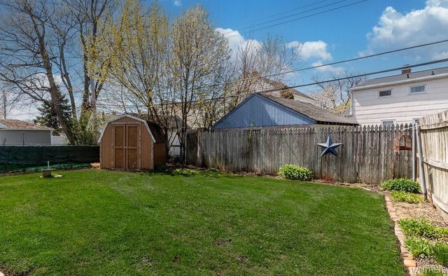 226 Lamont Drive, Amherst, NY 14226