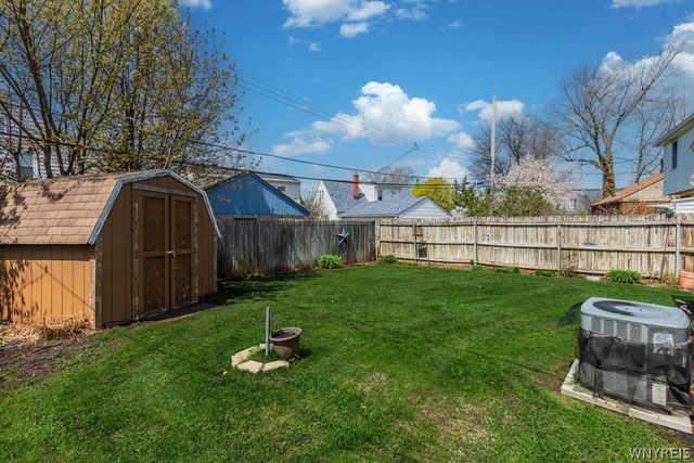 226 Lamont Drive, Amherst, NY 14226