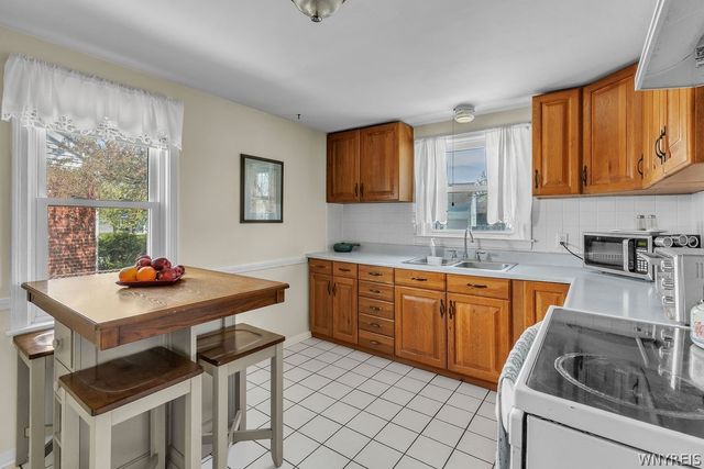 226 Lamont Drive, Amherst, NY 14226