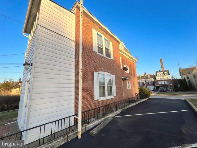 535 E HIGH ST, Pottstown, PA 19464