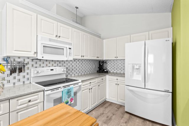 972 Dunrobin Ln., Myrtle Beach, SC 29588