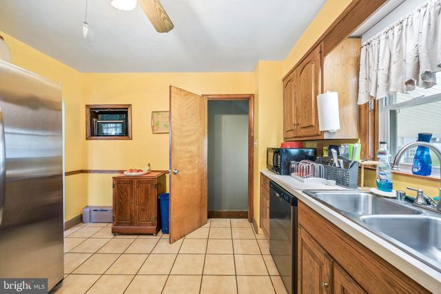 5814 COMSTOCK AVE, Baltimore, MD 21206