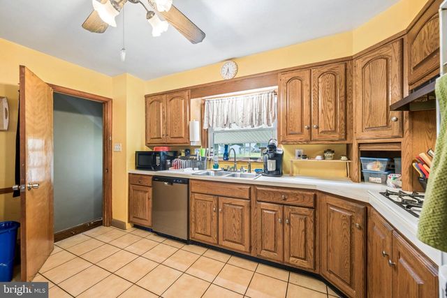 5814 COMSTOCK AVE, Baltimore, MD 21206