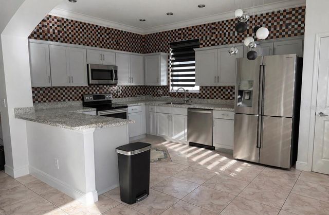 13851 AMBERLEIGH ROAD, Orlando, FL 32837